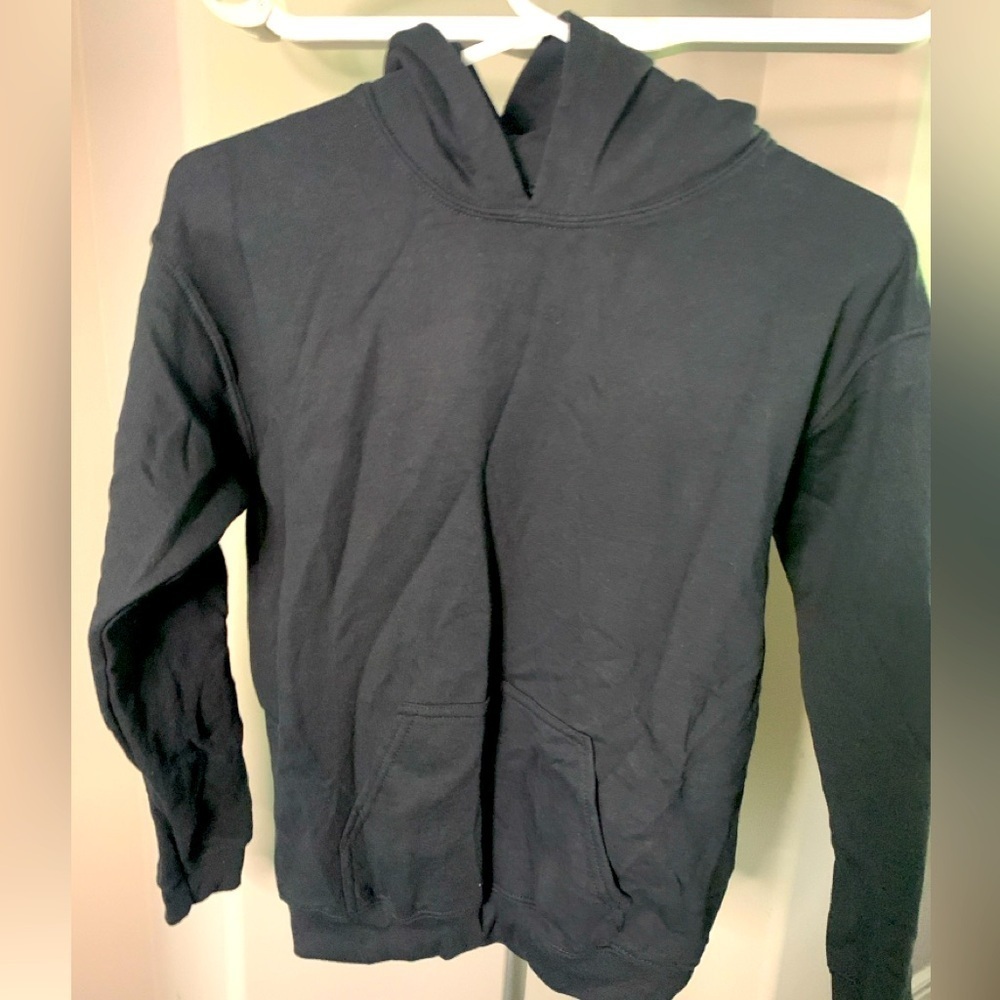 Gildan Youth Large Black Hoodie, NWOT